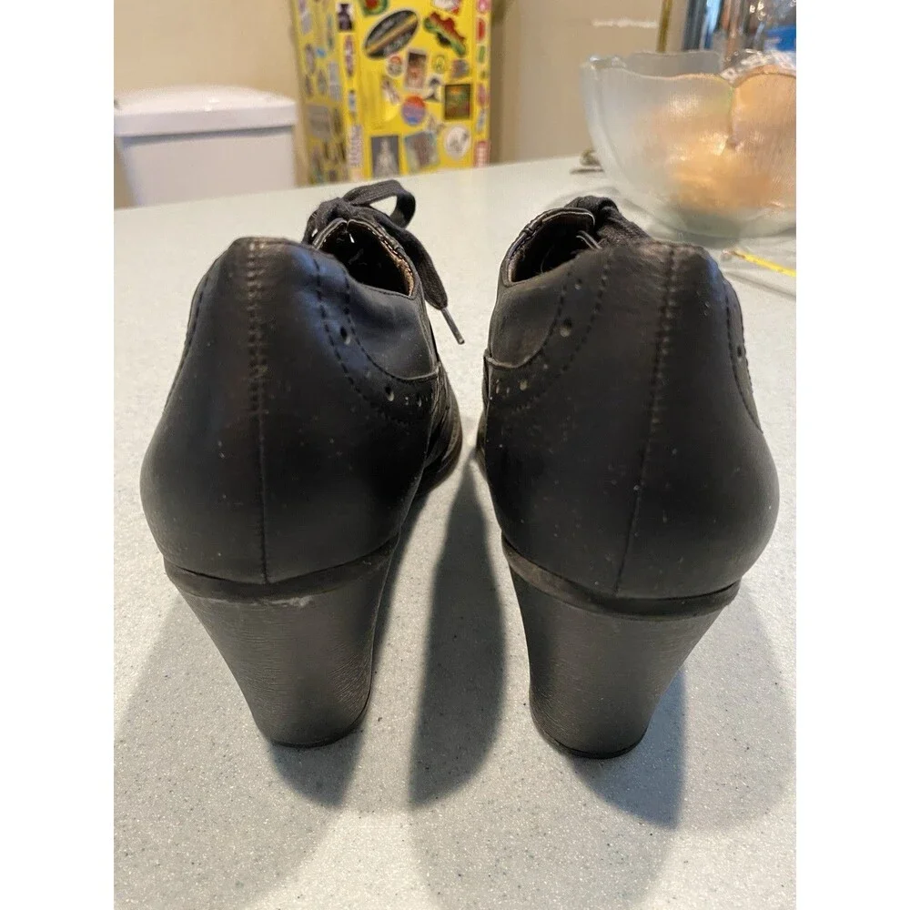 Joyce Women’s Black Leather Wingtip Brogue Lace-Up Oxford Heels Sz 9